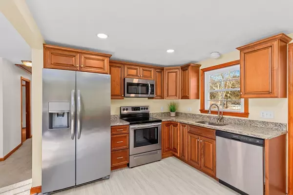 Kingston, MA 02364,161 Wapping Rd