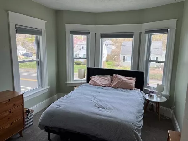 South Hadley, MA 01075,404 Newton St