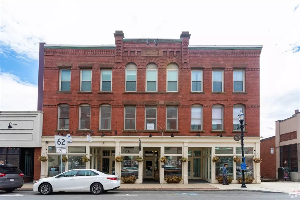 Hudson, MA 01749,39-45 Main St