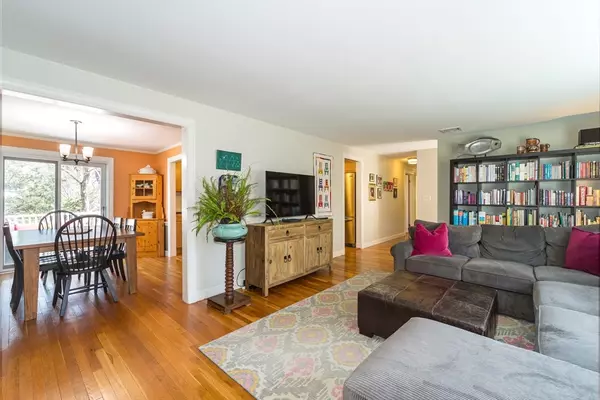 Needham, MA 02492,37 Rivard Rd