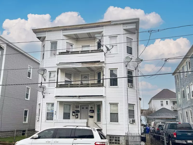 52 Ashley St, New Bedford, MA 02744