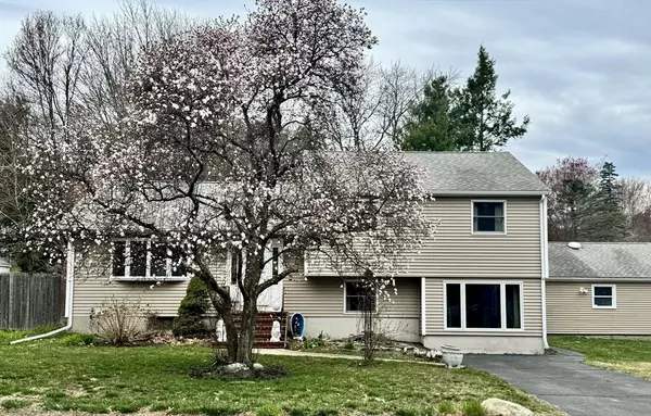 Framingham, MA 01701,207 Brook St