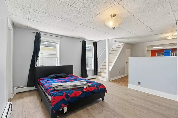 Revere, MA 02151,76 Pearl Ave