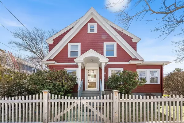 Medford, MA 02155,38 Holton St