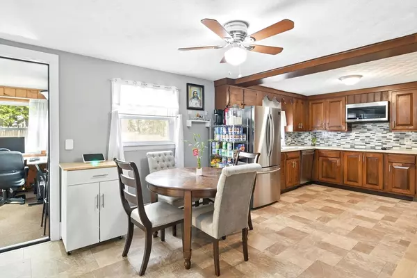 Springfield, MA 01109,165 Seymour Ave