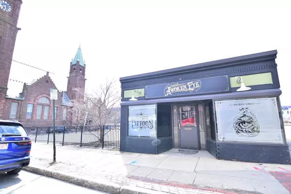 854 Main Street, Fitchburg, MA 01420