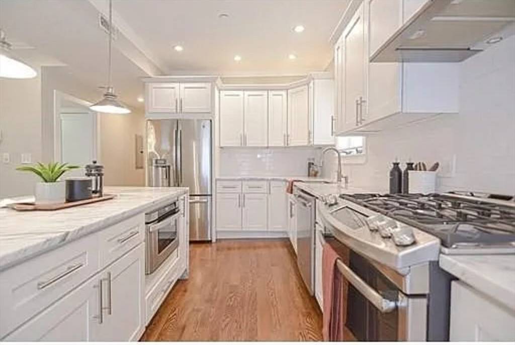 Boston, MA 02127,265 E Street #1