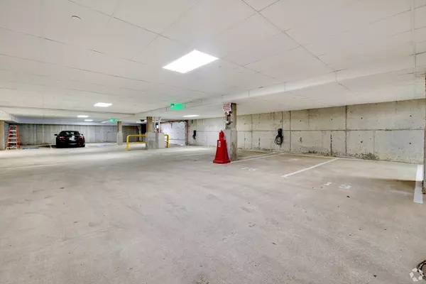 Somerville, MA 02143,9 Central St #307