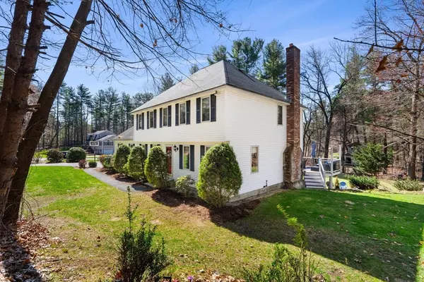 Westford, MA 01886,22 Dunstable Rd