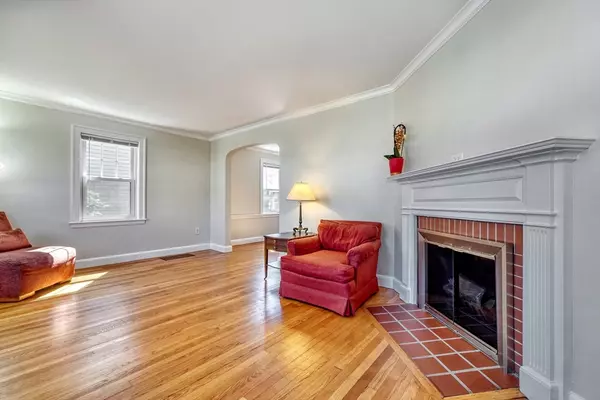 Dedham, MA 02026,28 Beacon St