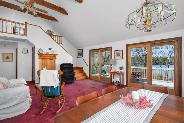 Sandwich, MA 02563,15 Great Hill Rd