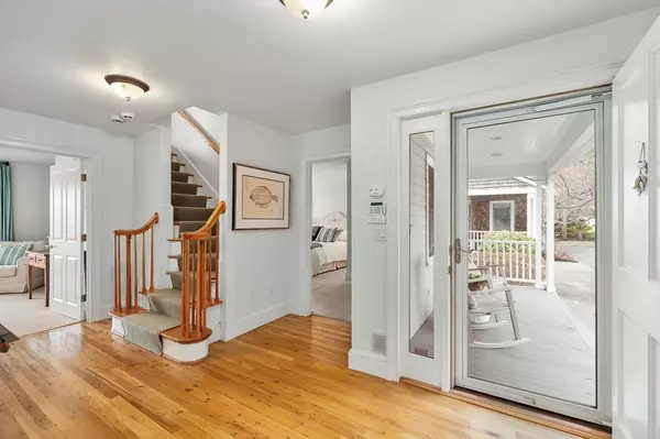 Gloucester, MA 01930,7 Hawthorne Lane