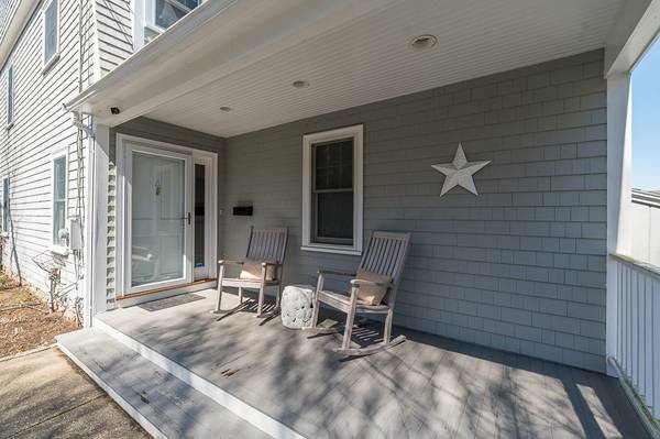 Gloucester, MA 01930,7 Hawthorne Lane