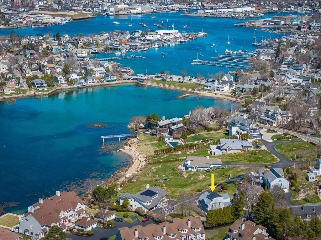 Gloucester, MA 01930,7 Hawthorne Lane