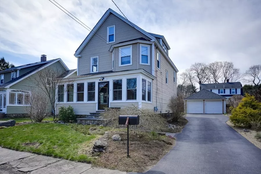 3 Bent Ave, Maynard, MA 01754