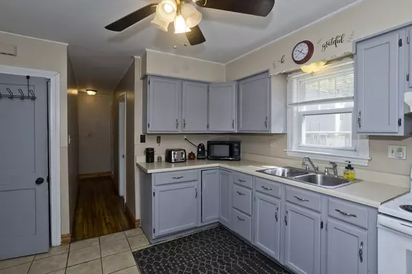 Palmer, MA 01079,4486 High St