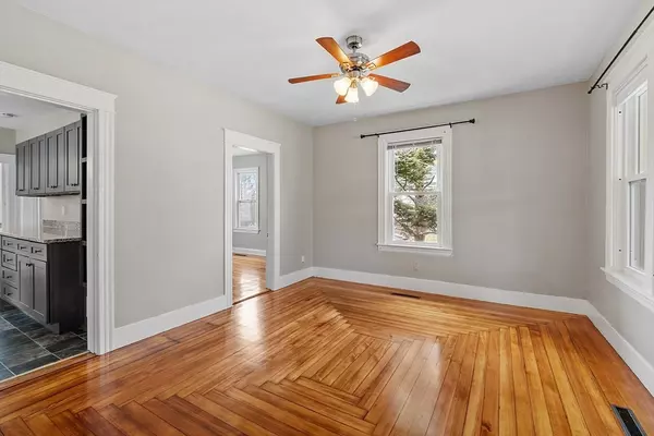 Gardner, MA 01440,16 Robillard St