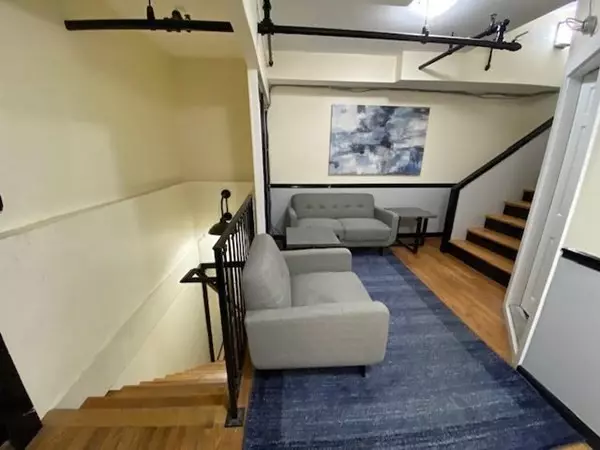 Waltham, MA 02453,100 Felton St #2