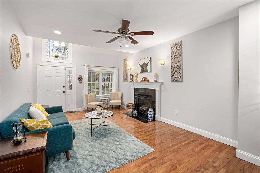 90 Fisher Rd #30, Holden, MA 01520