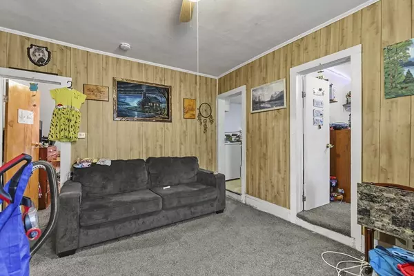 Pittsfield, MA 01201,138 Robbins Ave