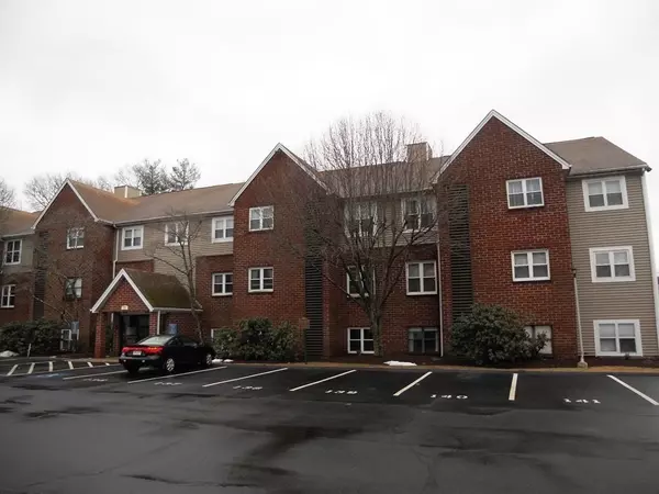 25 Longworth Ave #11, Brockton, MA 02302