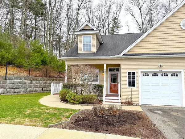 Franklin, MA 02038,103 Grey Wolf Dr #103