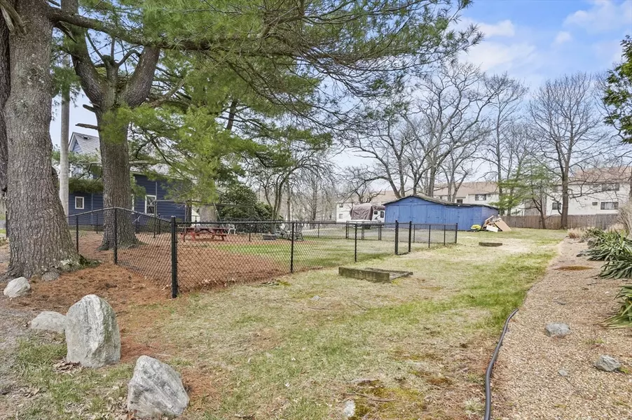 7 Rural St, Worcester, MA 01604