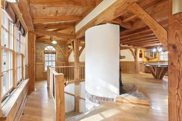 Westhampton, MA 01027,315 Southampton Rd