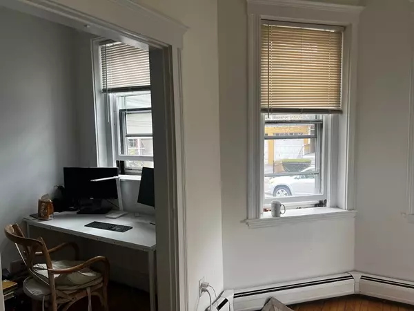 Cambridge, MA 02139,315 Harvard St #1