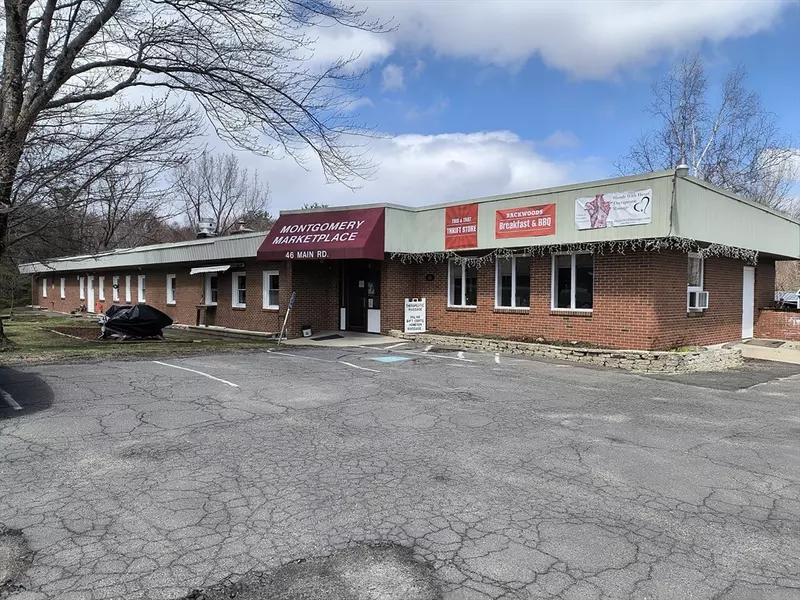 46 Main Rd, Montgomery, MA 01085