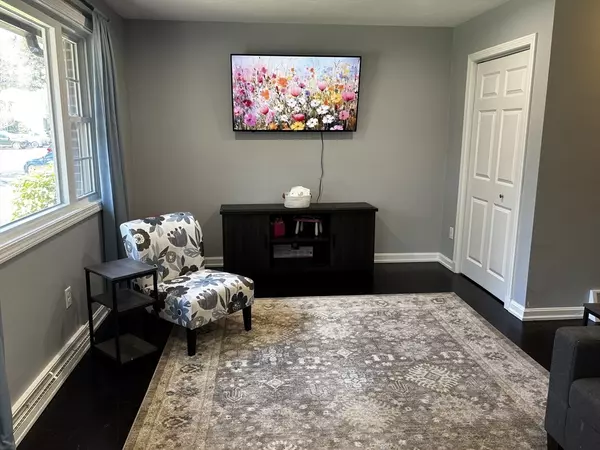 Kingston, MA 02364,8 Treetop Ln #5