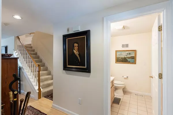 Mashpee, MA 02649,4 Bishops  Park #4
