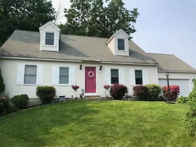 23 Beechwood Dr, Haverhill, MA 01832