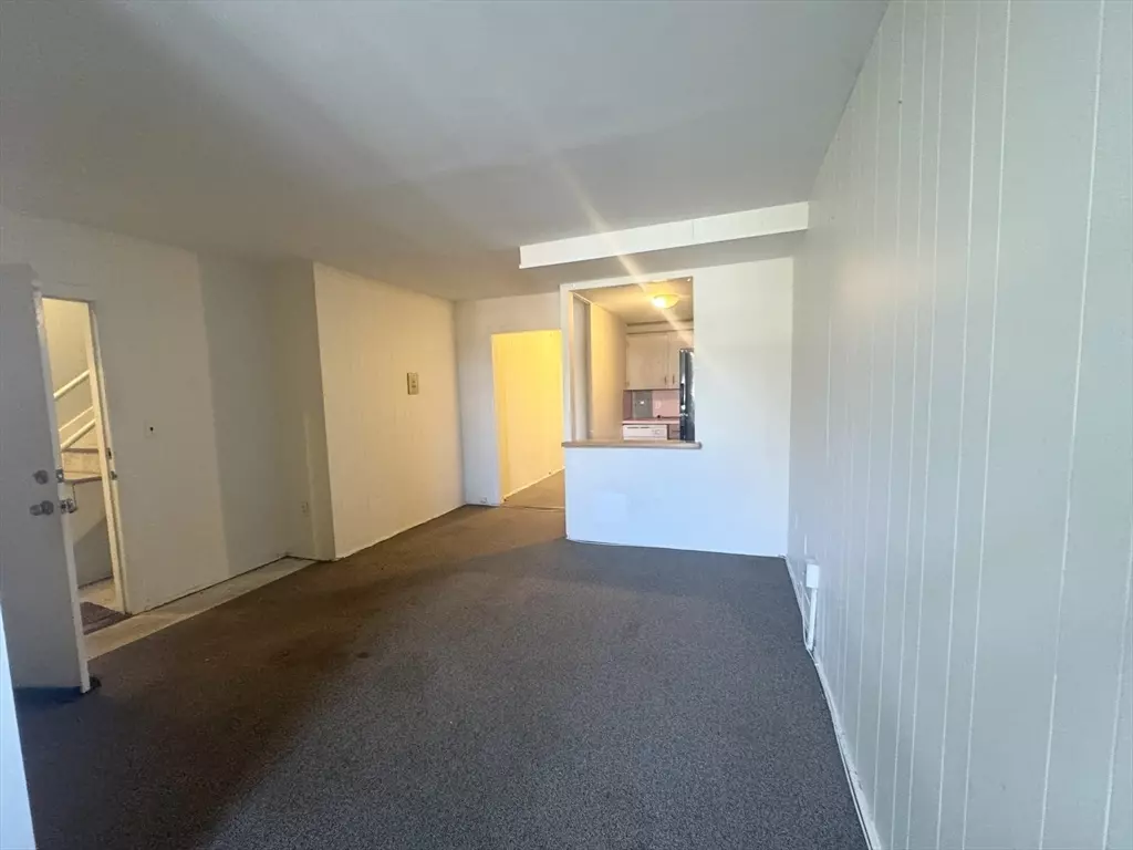 Brookline, MA 02445,39 Garrison Road #B