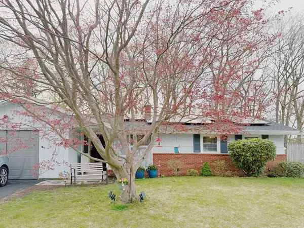 46 Aspen St, Brockton, MA 02302
