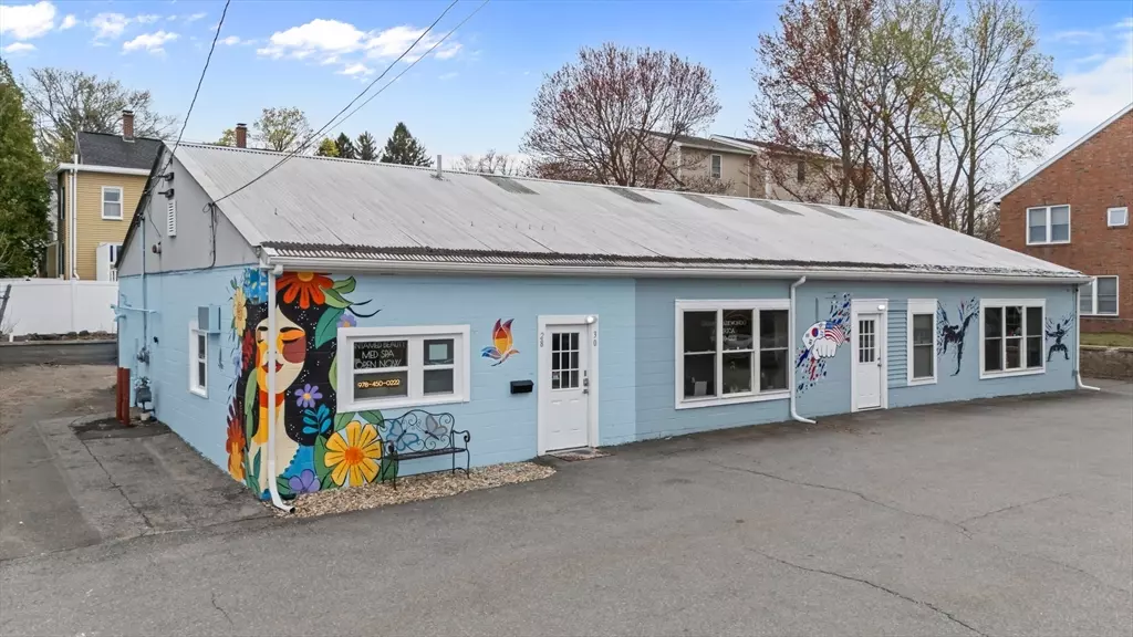 North Andover, MA 01845,28 School Street