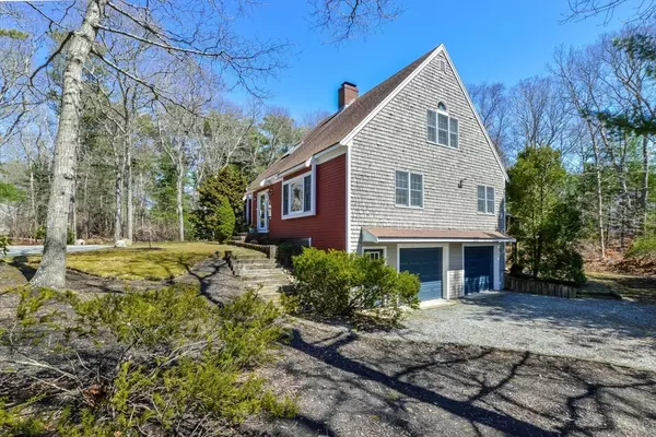 Falmouth, MA 02536,3 Estrella Lane