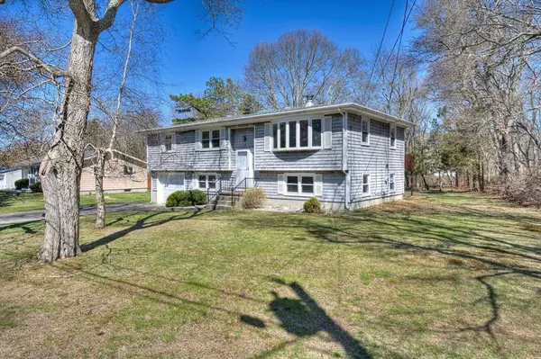 Tiverton, RI 02878,60 Leger Ln