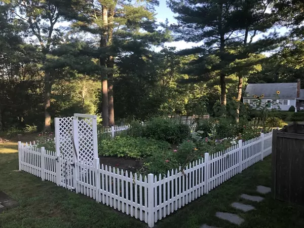 Bourne, MA 02559,11 Michael Rd