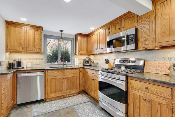 East Longmeadow, MA 01028,569 Somers Rd