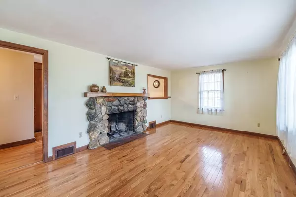 South Hadley, MA 01075,64 Bardwell St.