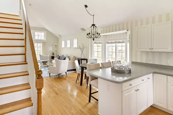 Wakefield, MA 01880,410 Salem #101