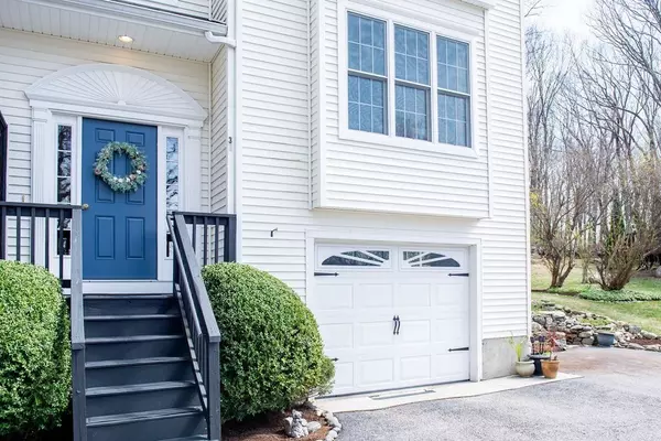 Grafton, MA 01519,31 Church Street #31