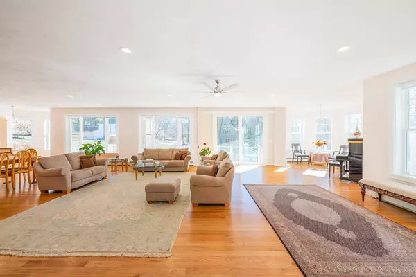 Canton, MA 02021,80 Spring Lane