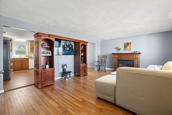 Revere, MA 02151,201 Lynnway