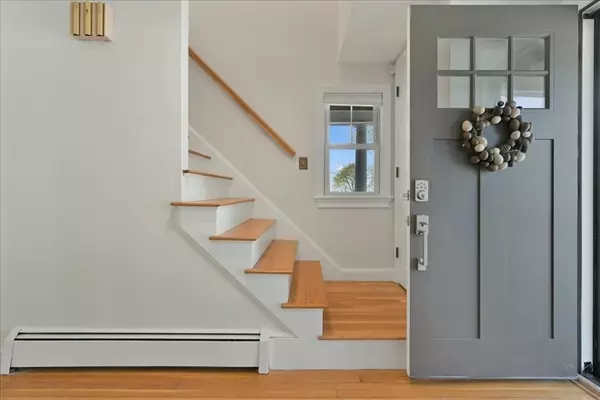 Boston, MA 02136,23 Pleasant St