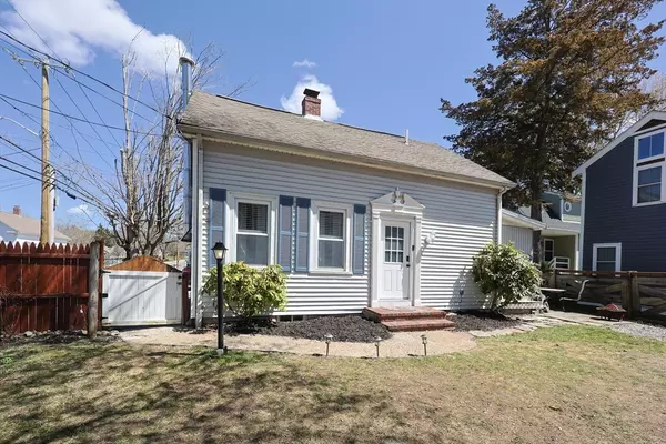 Attleboro, MA 02703,404 S Main St