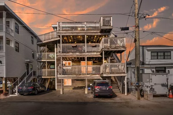 7 Shea St #4, Salisbury, MA 01952