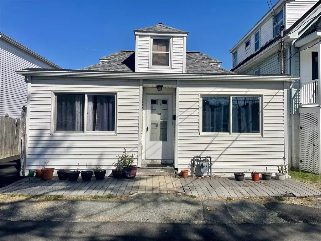 Revere, MA 02151,34 Blake St
