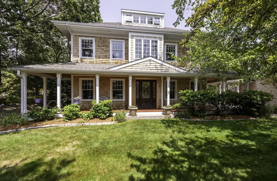 50 Castle View Drive, Gloucester, MA 01930